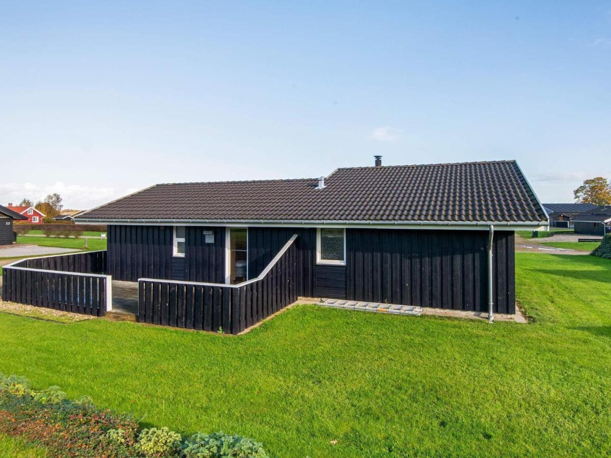 6 Person Holiday Home In Sj Lund Sjolund Bagian luar foto