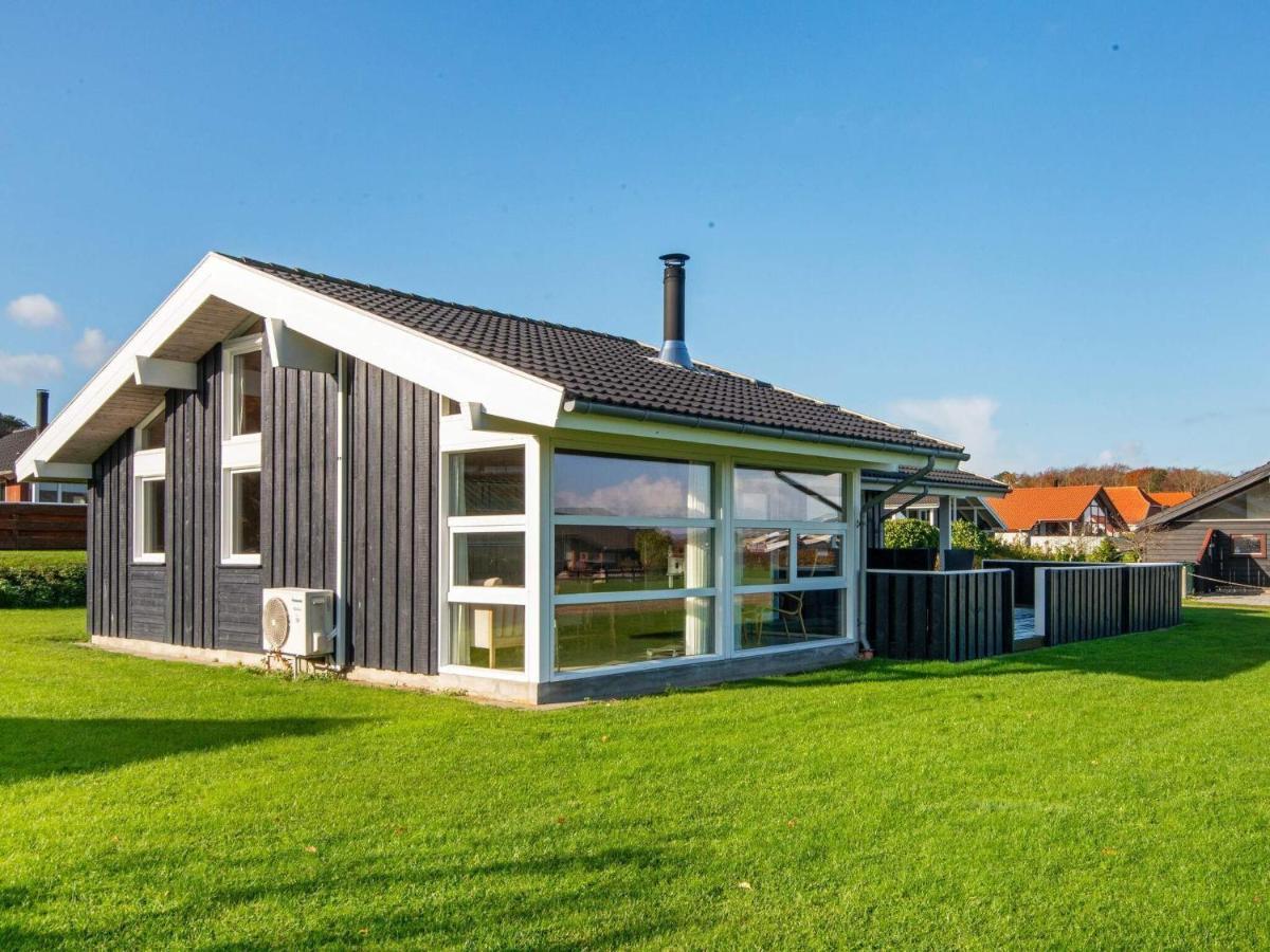 6 Person Holiday Home In Sj Lund Sjolund Bagian luar foto