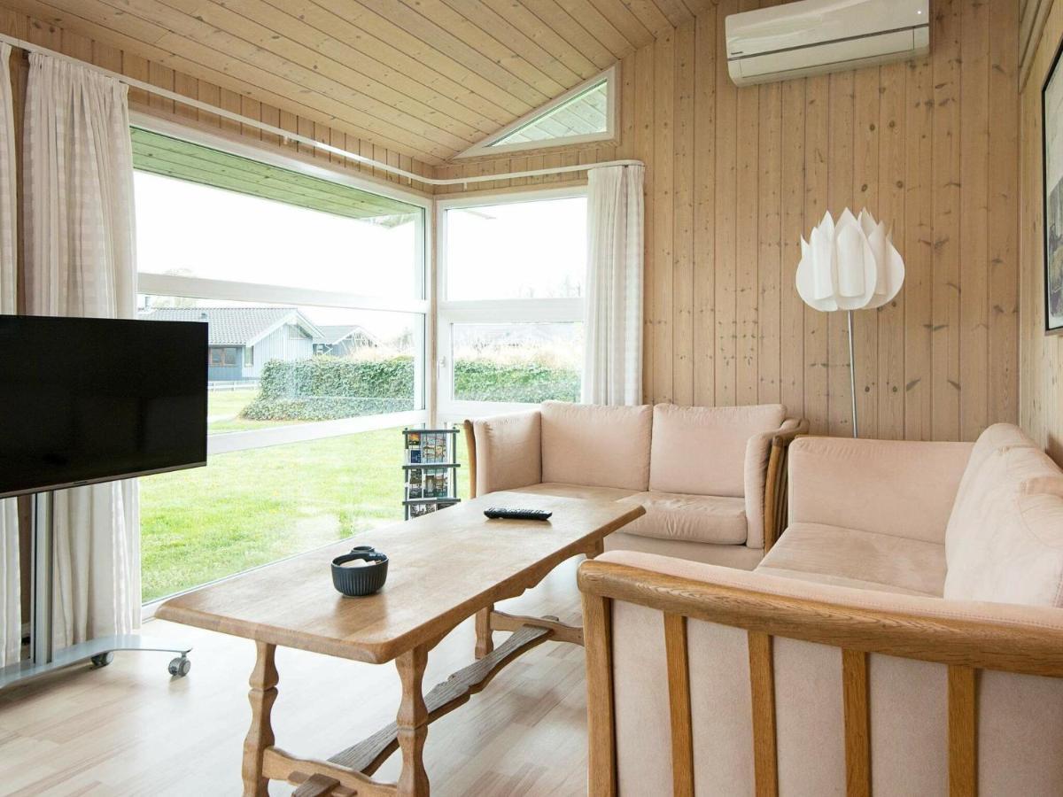 6 Person Holiday Home In Sj Lund Sjolund Bagian luar foto