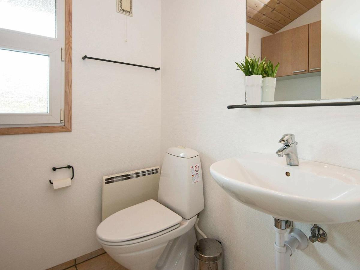 6 Person Holiday Home In Sj Lund Sjolund Bagian luar foto