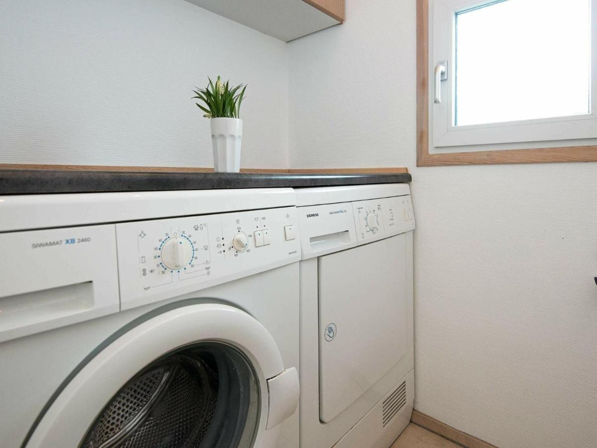6 Person Holiday Home In Sj Lund Sjolund Bagian luar foto